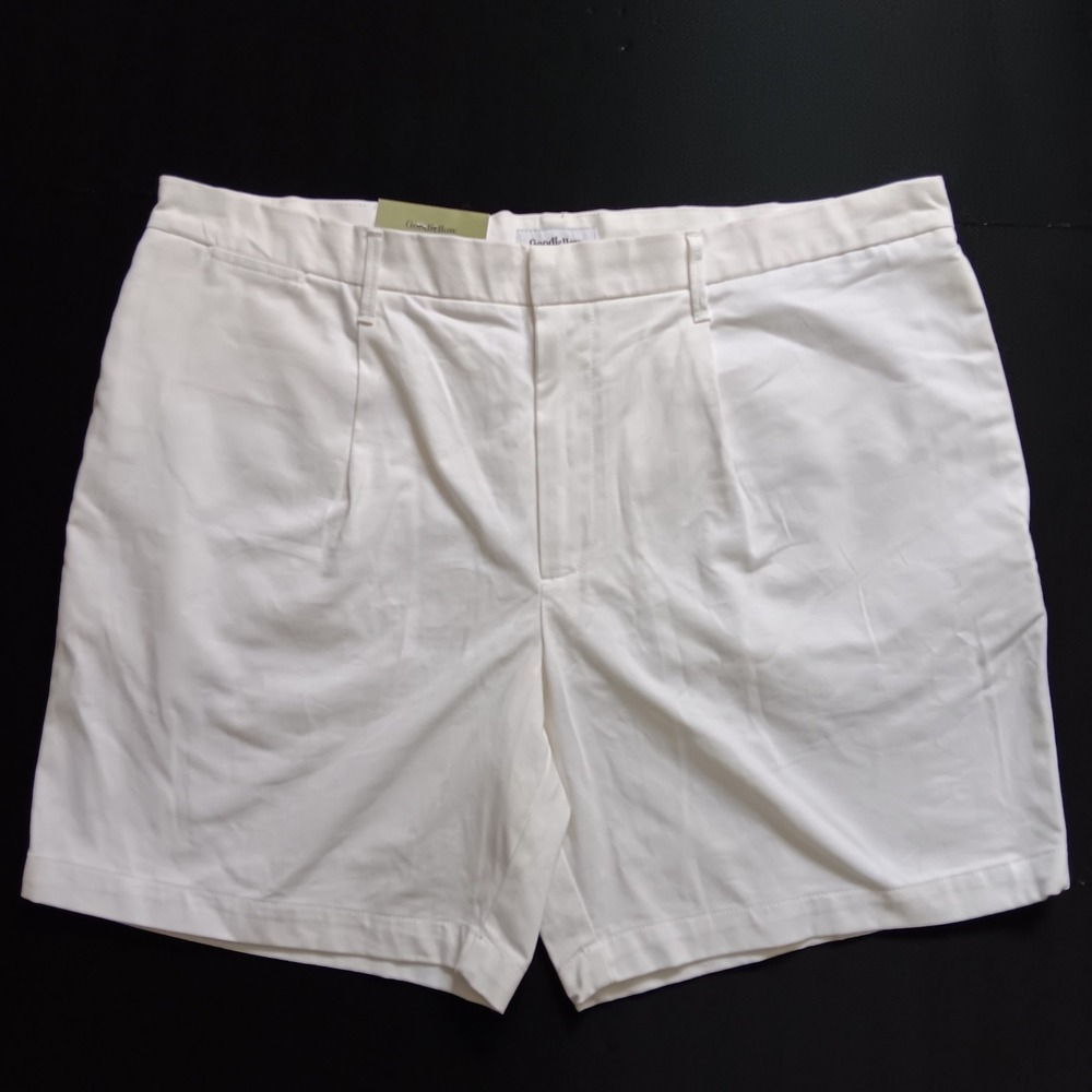 Goodfellow & Co Pleated Shorts Womens 40 White New 7 Inch Inseam Stretch Cotton